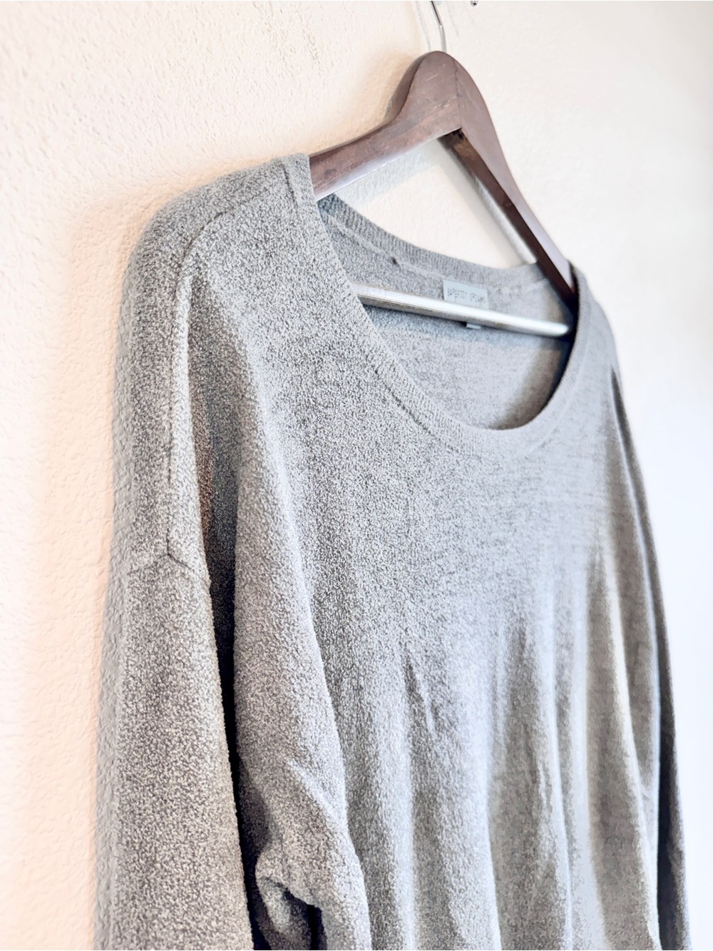Barefoot Dreams Cozy Chic Luxe Soft Knit Sweater Lounge Minimalist Gray L F92 - Picture 3 of 9